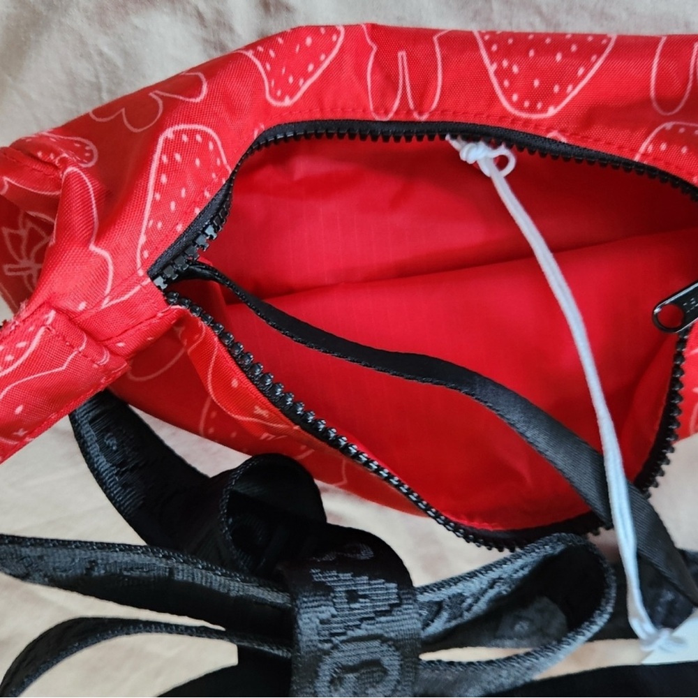 BAGGU Miffy Small Crescent Bag - Picture 8 of 8